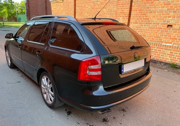 Skoda Octavia cena 21800 przebieg: 229000, rok produkcji 2008 z Karlino małe 301